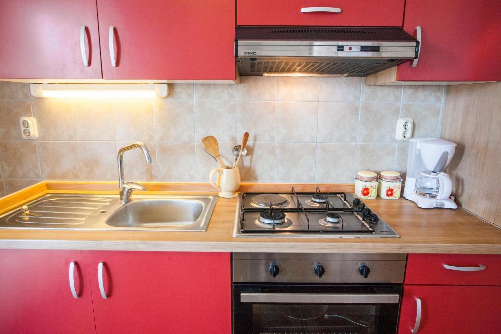Apartments Dalmatinska Kuca Milna  Bilik gambar